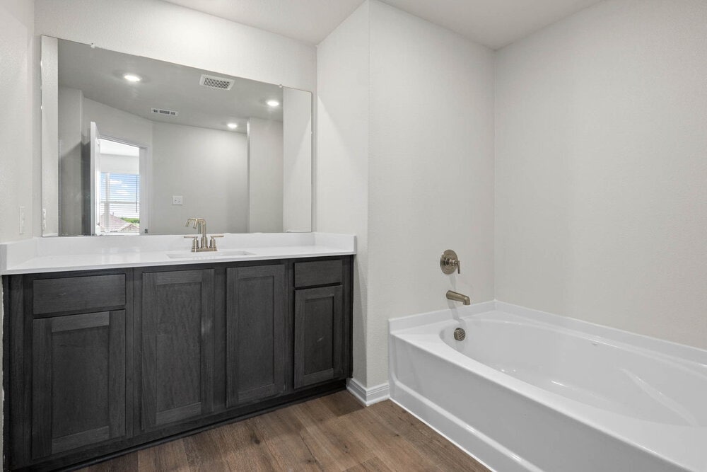 Building Photo - 422 Watson Ct