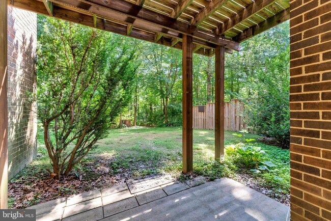 Building Photo - 11069 Saffold Way