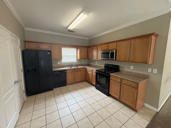 Building Photo - 5287 Promenade Dr