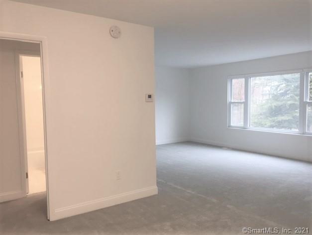 Building Photo - 38 Village Walk