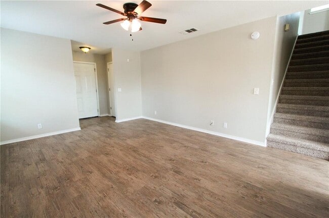 Building Photo - 14909 Chamberlain Ct