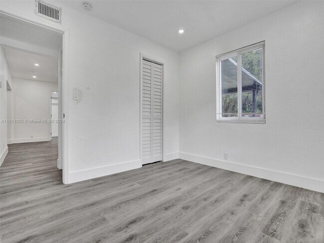 Building Photo - 106 Edmund Rd