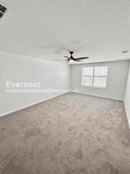 Building Photo - 5106 Plumeria Dr