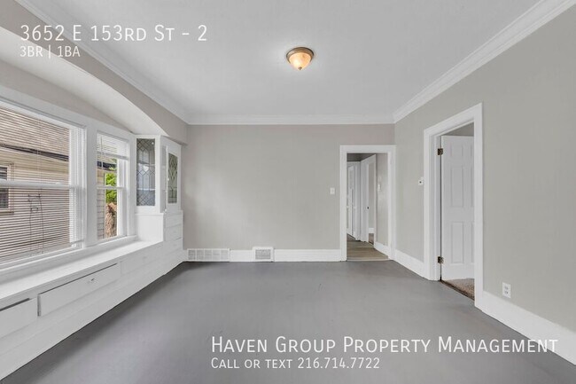 Building Photo - 3652 E 153rd St