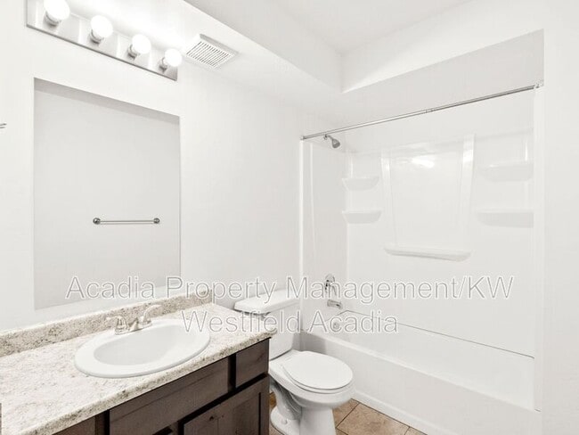Building Photo - 166 W 1000 S