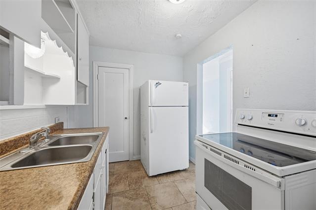 Building Photo - 305 W Morton St