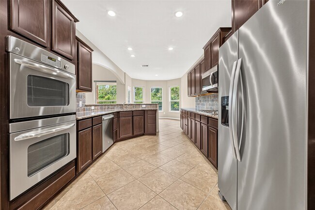 Building Photo - 51 S Greenprint Cir
