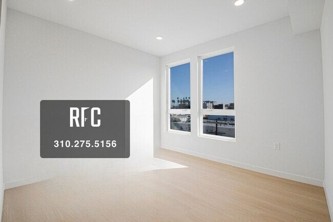 Building Photo - Welcome to the Gramercy