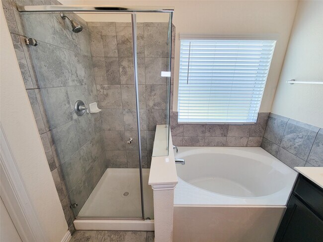 Building Photo - 10037 Swift Fox Ct