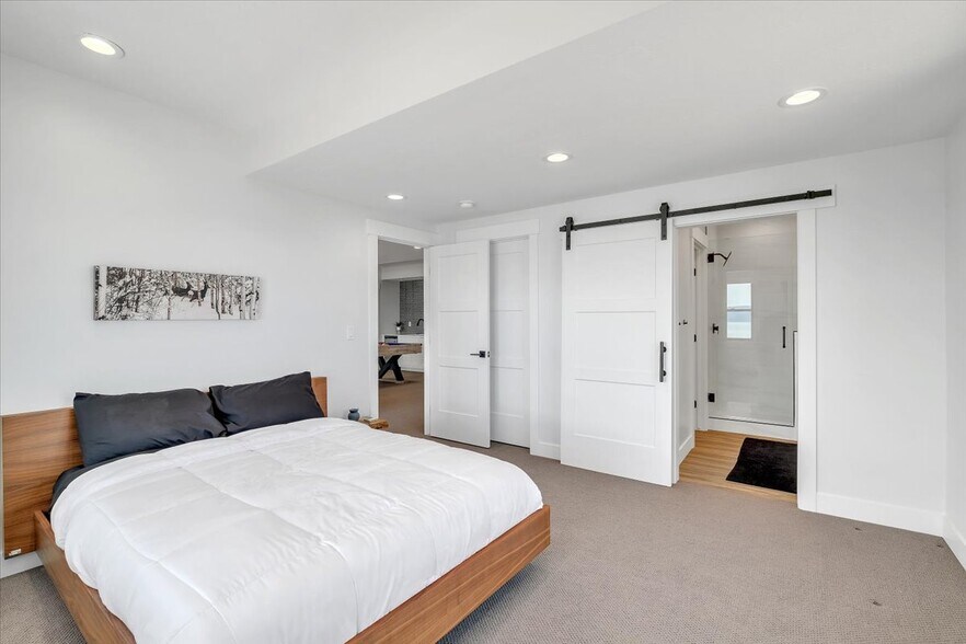 Building Photo - 1237 Sculpin Loop