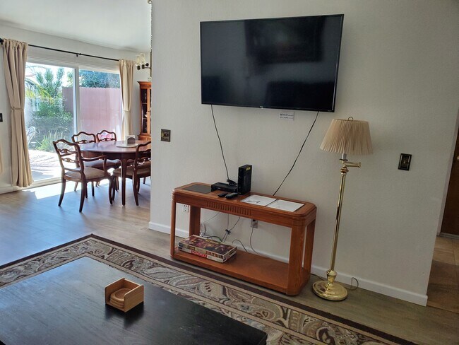Primary Photo - 7063 Deerhurst Ct