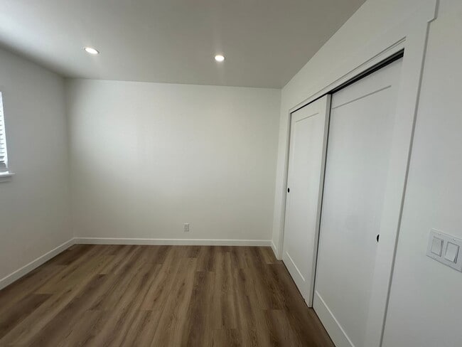 Building Photo - 3221 Downey Ave