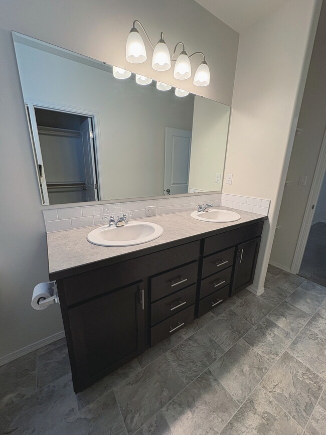Master Bathroom Vanity - 7608 W Corona Dr