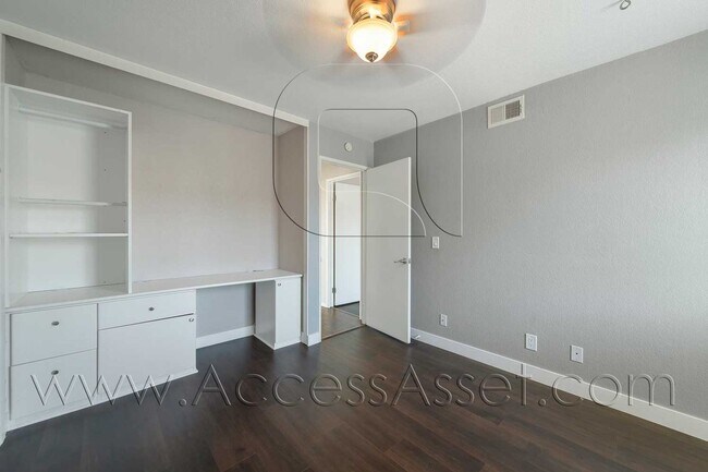 Building Photo - Beautiful 3 Bed/3 Bath Home In Temecula!