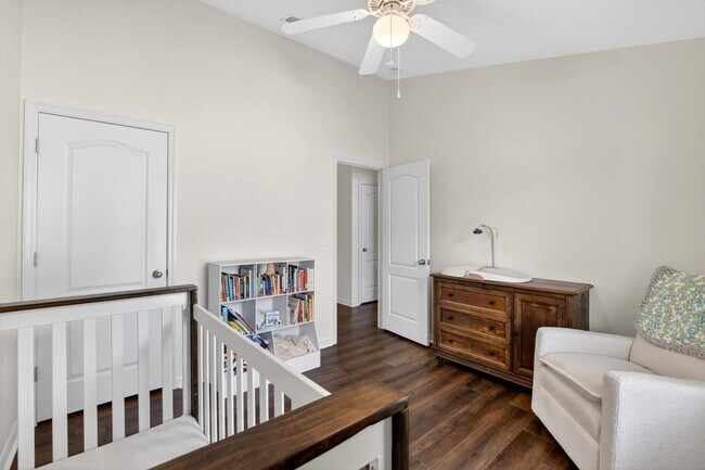 Building Photo - 714 Ashentree Dr