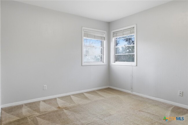 Building Photo - 803 Hibiscus Ln