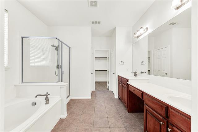 Building Photo - 13270 Roadster Dr
