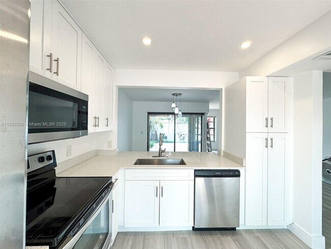 Building Photo - 13544 SW 110th Terrace