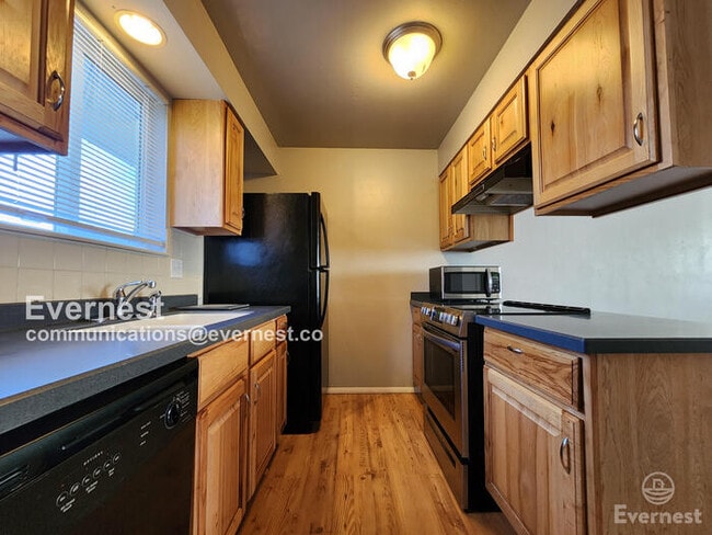 Building Photo - 8119 W 54th Pl