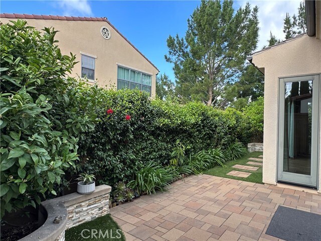 Building Photo - 111 Island Coral