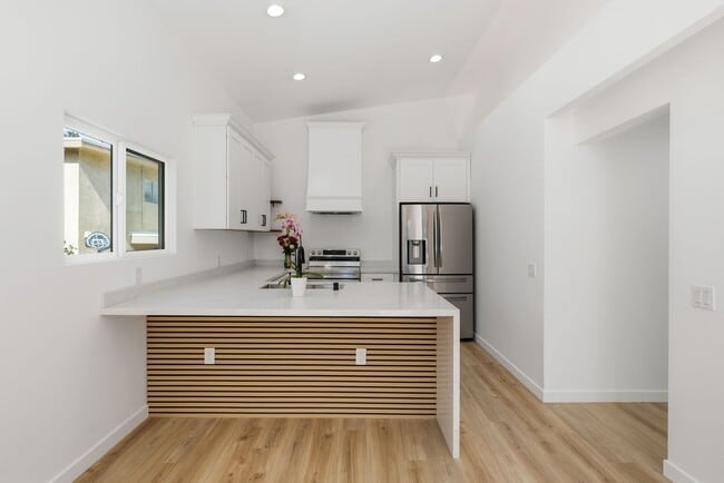 Building Photo - Stunning New Construction in Mission Hills – 2BR/2BA – Going Quick  | 4 Weeks of Free Rent + Free...