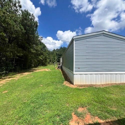 Building Photo - 329 Beaver Dam Cir