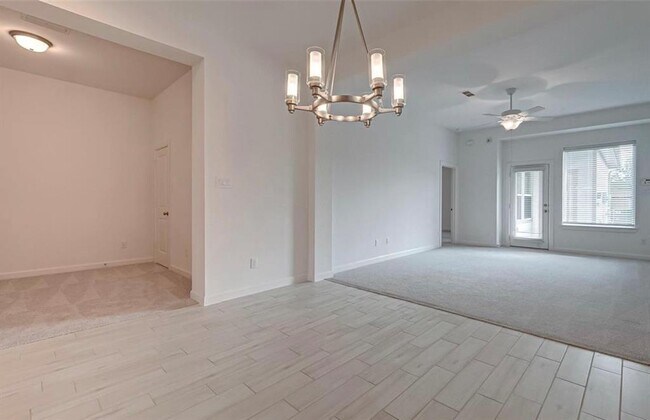 Building Photo - 6002 Dark Kite Trl