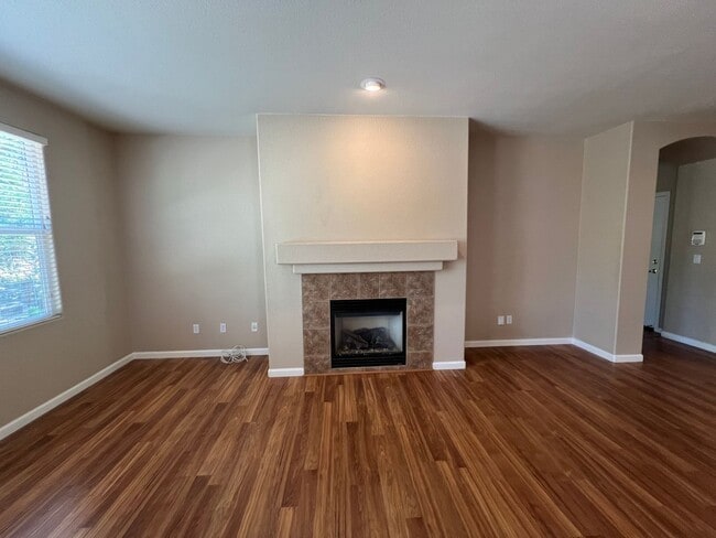 Building Photo - 7827 Morgan Pointe Cir