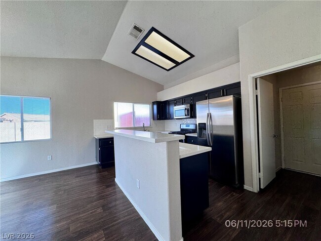Building Photo - 222 Quailbush Dr