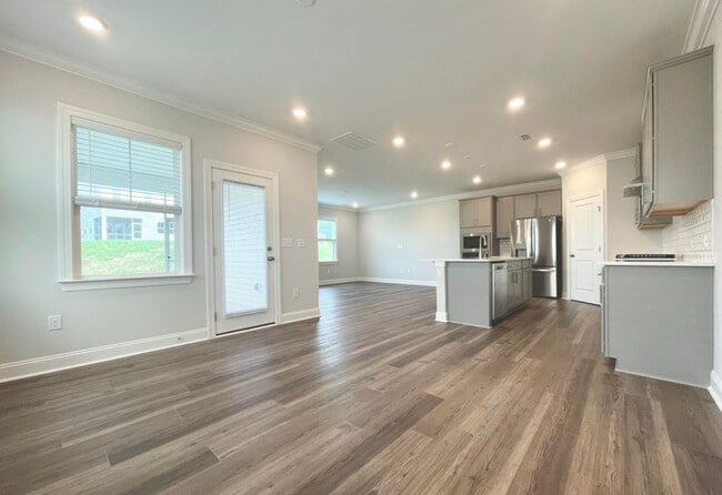 Building Photo - 1148 Topaz Cave Cir