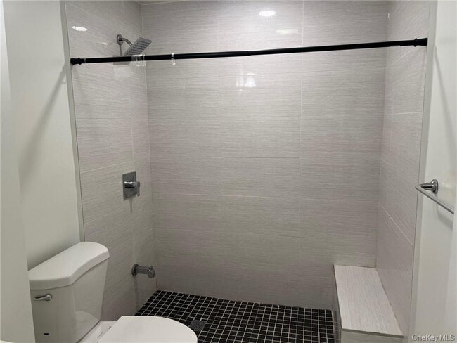 Building Photo - 42 E Main St