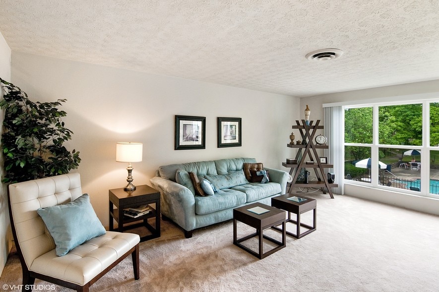 Carriage Hill Apartments 1344 Carriage Hill Ln Hamilton OH 45013