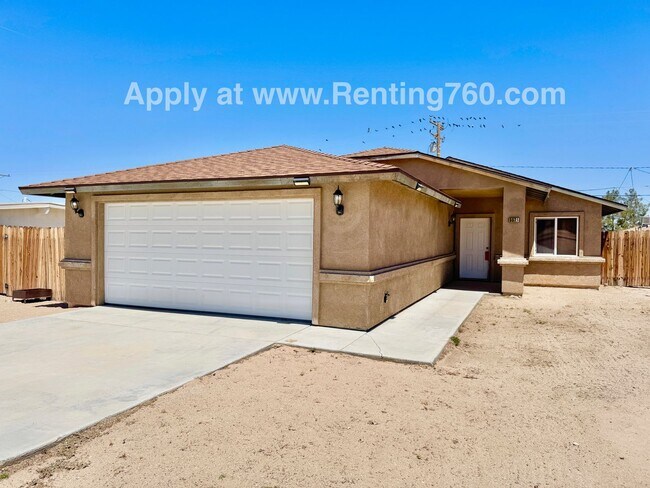 Building Photo - Modern 4 Bedroom 2 Bathroom Home