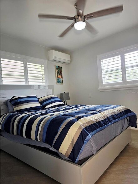 Building Photo - 3435 Overlook Dr NE