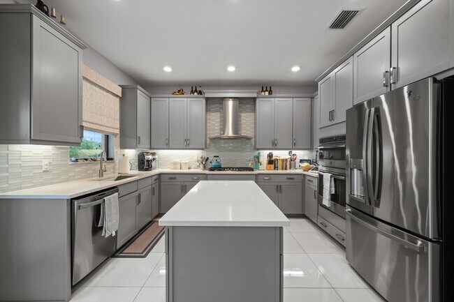 Building Photo - 8891 Grand Prix Ln