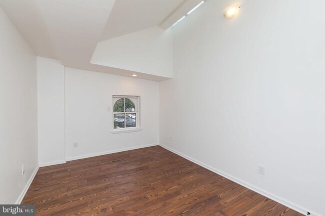 Building Photo - 307 Mosher St