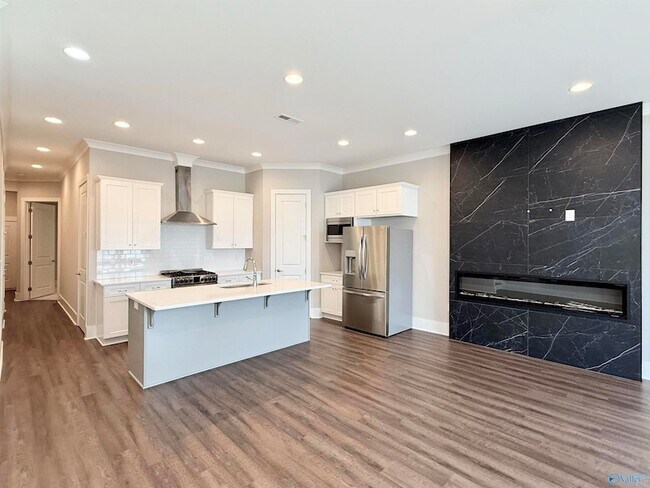 Building Photo - 190 Kearny St