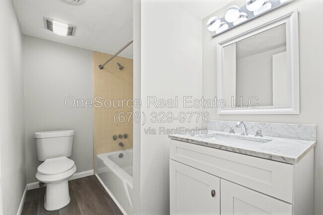 Building Photo - 7312 Cardigan Cir NE