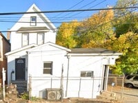 Building Photo - 144-19-144111 111th Ave