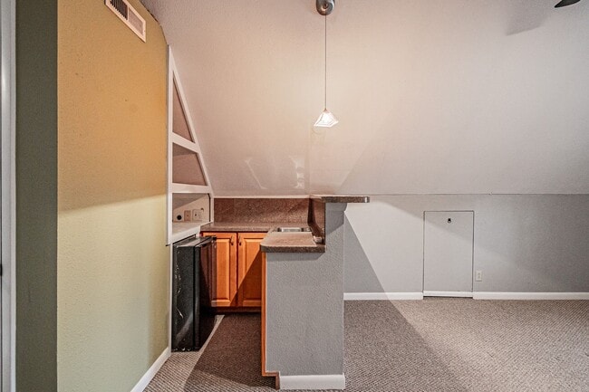 Building Photo - Charming 3BD, 2BA Wash Park Home with 2-Car Garage