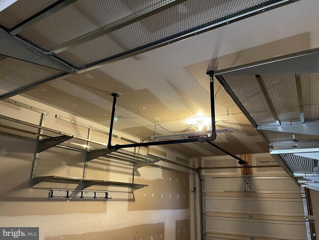 Building Photo - 114 Bowling Green Cir