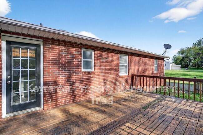 Building Photo - 2580 Bethel Church Rd