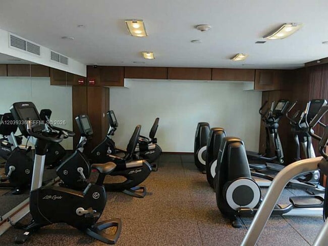 Building Photo - 325 S Biscayne Blvd