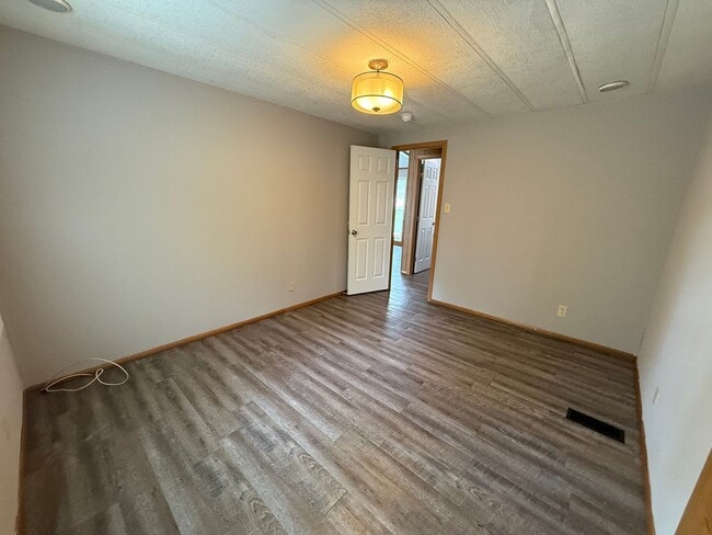 Building Photo - 3356 McCoy Rd