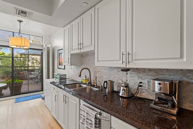 Building Photo - 200 N Swall Dr