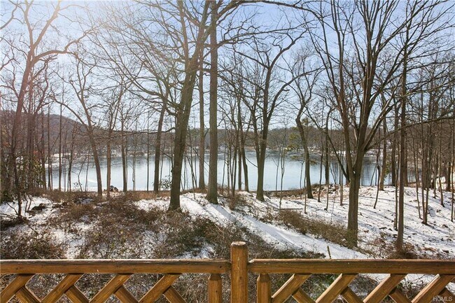 Building Photo - 341 Furnace Dock Rd