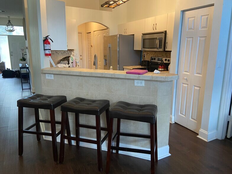 Building Photo - 3607 Simms St