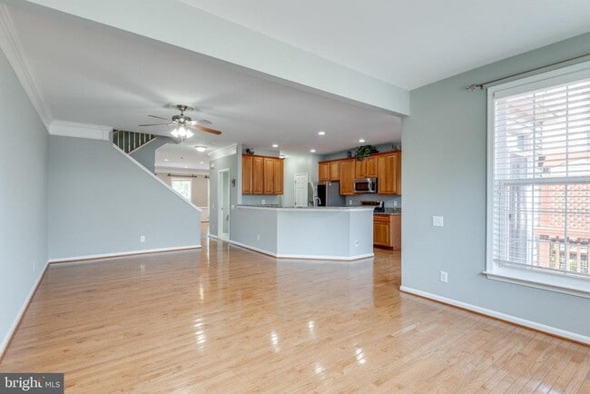 Building Photo - 43831 Chadwick Terrace