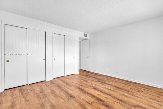 Building Photo - 4200 NW 3rd Ct