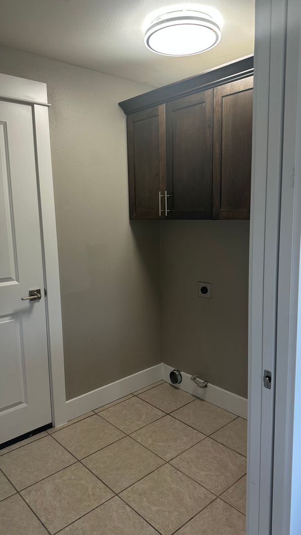 Building Photo - 147 Summerwood Ct